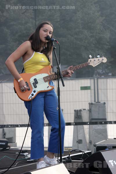 THE ORIELLES - 2018-08-24 - SAINT CLOUD - Domaine National - Scene Firestone - Esme Hand-Halford